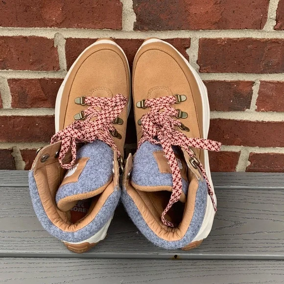 Sorel Kinetic Breakthru Conquest Waterproof Boots - Picture 5 of 13